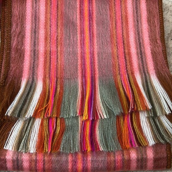 Beautiful alpaca scarf from Ecuador so soft and warm! Poppy’s Alpaca Farm - Picture 10 of 10